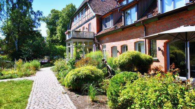 s_fld85_l_1366 Hahn Immobilien - Referenzen