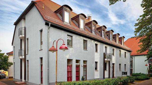 s_fld85_moelbis_200720_hil_referenzen_608 Hahn Immobilien - Referenzen
